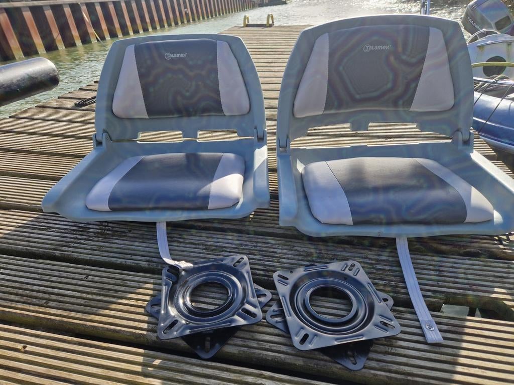 Twee Talamex bootstoelen met draaiplateaus, Watersport en Boten, Ophalen of Verzenden, Nieuw, Interieur en Kussens