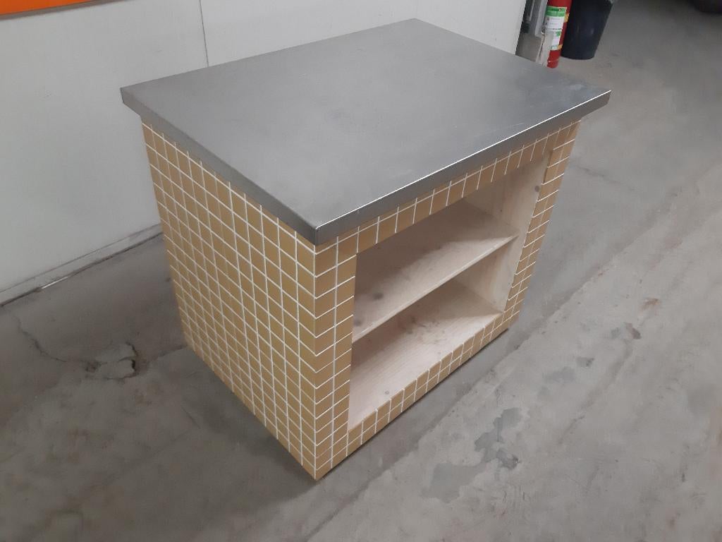 badkamermeubel met RVS blad betegelt met okergele tegeltjes, Overige typen, Minder dan 100 cm, 25 tot 50 cm, 50 tot 100 cm