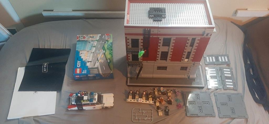 Lego/lepin ghostbusters gebouw plus auto., Ophalen of Verzenden, Zo goed als nieuw, Gelijkstroom, Overige merken