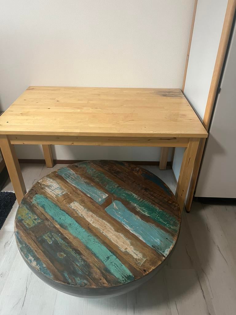 Tafel en een salontafel, Ophalen of Verzenden, Zo goed als nieuw, 25 tot 50 cm, Rechthoekig