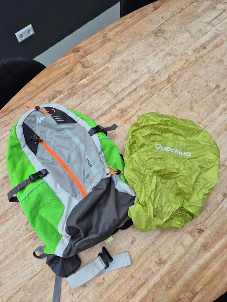 Quechua Forclaz 22 Air Teen Rugzak - Trekking, Ophalen, Gebruikt, Rugzak