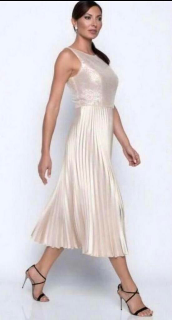 Frank Lyman luxe plissé jurk champagne kleur pailletten M, Kleding | Dames, Jurken, Maat 38/40 (M), Overige kleuren, Verzenden
