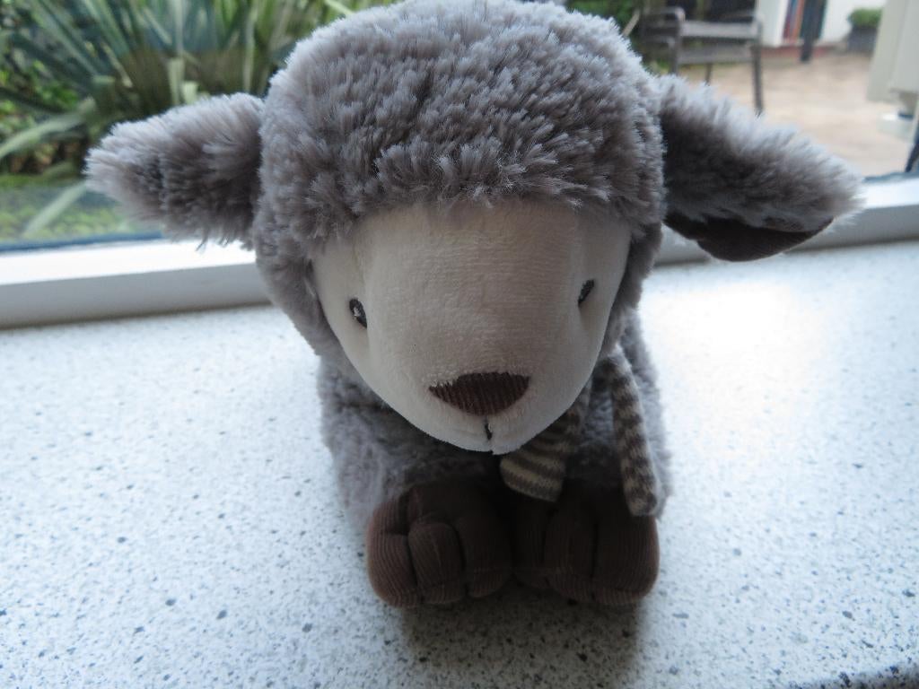 Grijs velours schaap merk Nicotoy bruine ribfluwelen voeten, Ophalen of Verzenden, Zo goed als nieuw, Overige typen