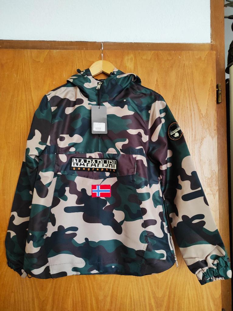 Napapijri windbreker camouflage print maat S nieuw, Verzenden, Nieuw, Napapijri, Groen