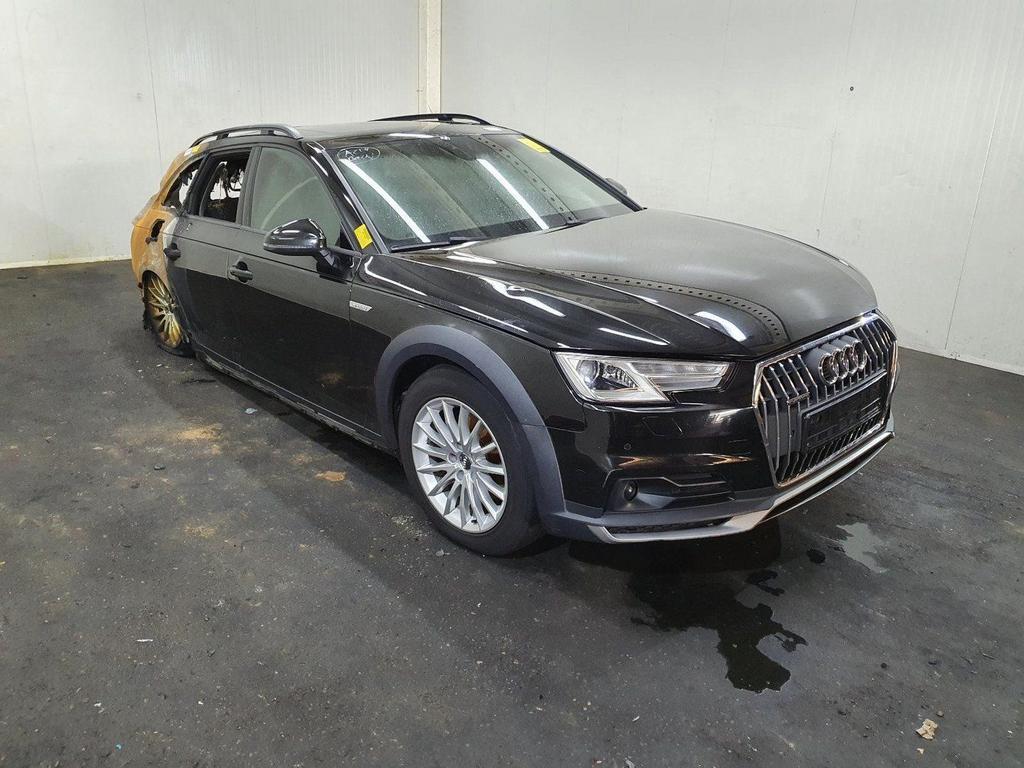 AUDI A4 8W A4 allroad quattro  VOORKOP COMPLEET 2017, Auto-onderdelen, Ophalen of Verzenden, Gebruikt, Stiba lid