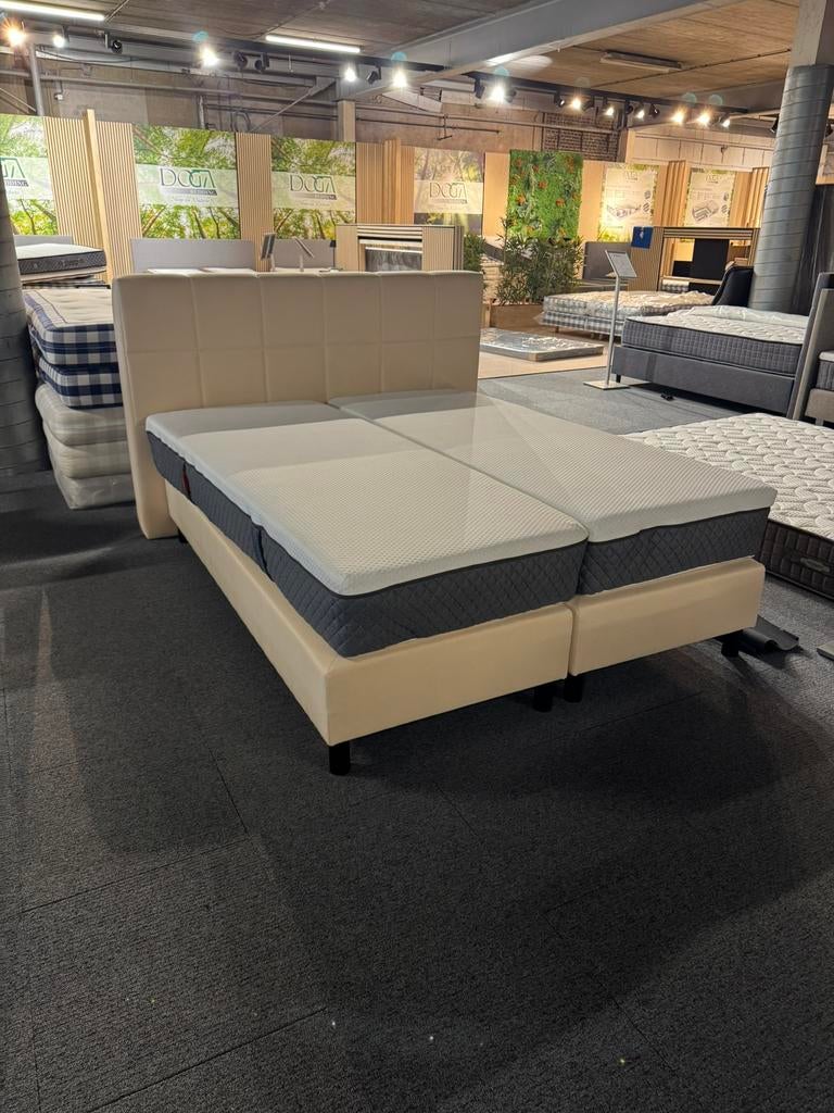 Matras 180x200cm Emma Hybride 2 en nog veel meer matrassen, Huis en Inrichting, Slaapkamer | Matrassen en Bedbodems, Ophalen, Nieuw