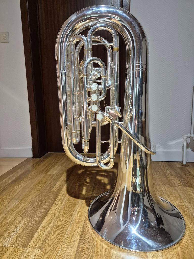 Tuba Willson 3400 FA-5S, Muziek en Instrumenten, Blaasinstrumenten | Tuba's, Gebruikt, Es-tuba, Met koffer of draagtas, Ophalen