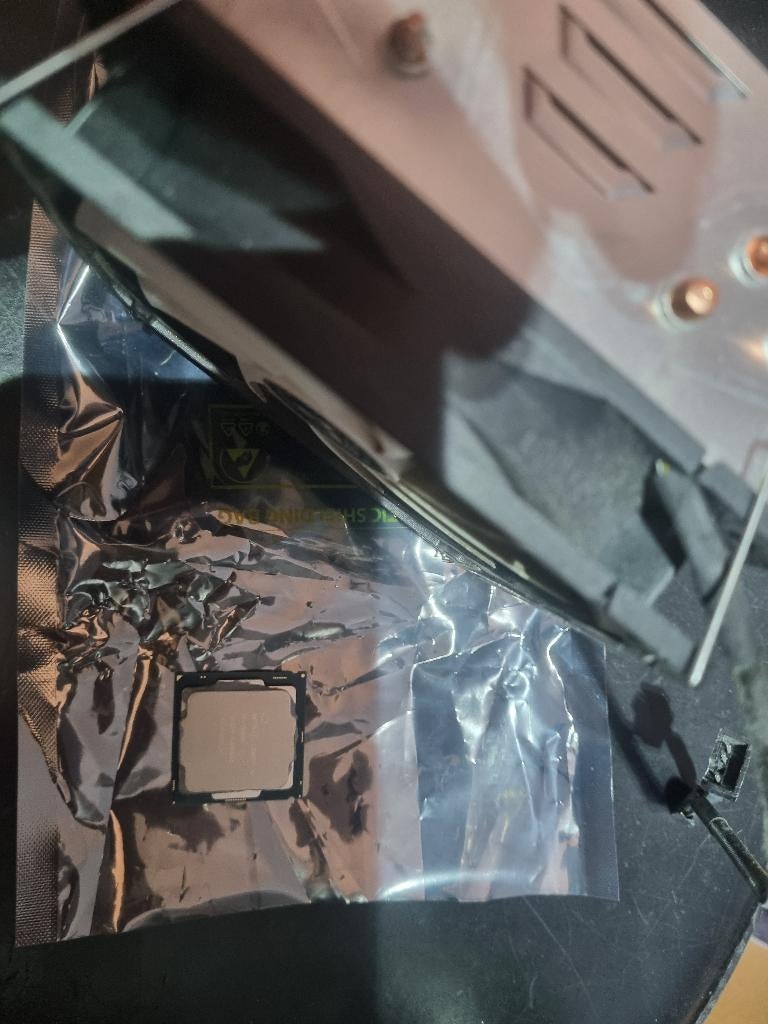 i5 7600k s1151 met koeler, gegarandeerd goed, Computers en Software, Processors, LGA 1151, 4-core, Ophalen of Verzenden, Zo goed als nieuw