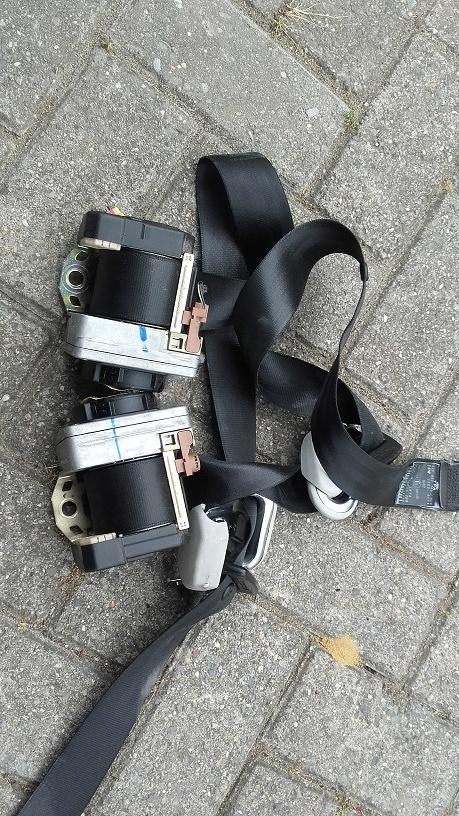 Set voorste gordels Golf 4 model, Ophalen of Verzenden