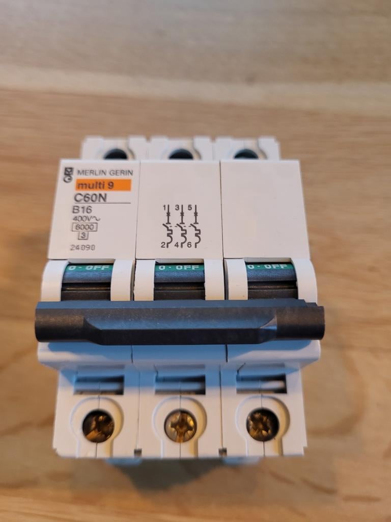 Merlin Gerin C60N 3P B 16A (3 stuks), Ophalen of Verzenden, Nieuw, Overige typen
