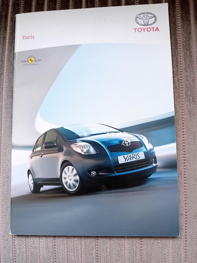 Folder - TOYOTA YARIS - september 2007, Ophalen of Verzenden, Zo goed als nieuw, Toyota