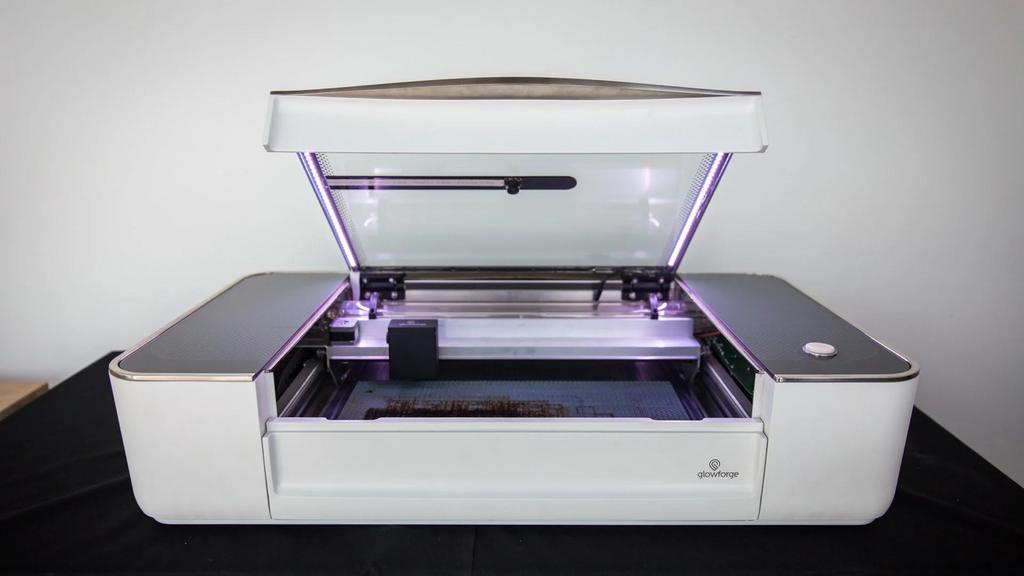 Lasersnijder Glowforge basic - voor de fixer, Ophalen, Gebruikt