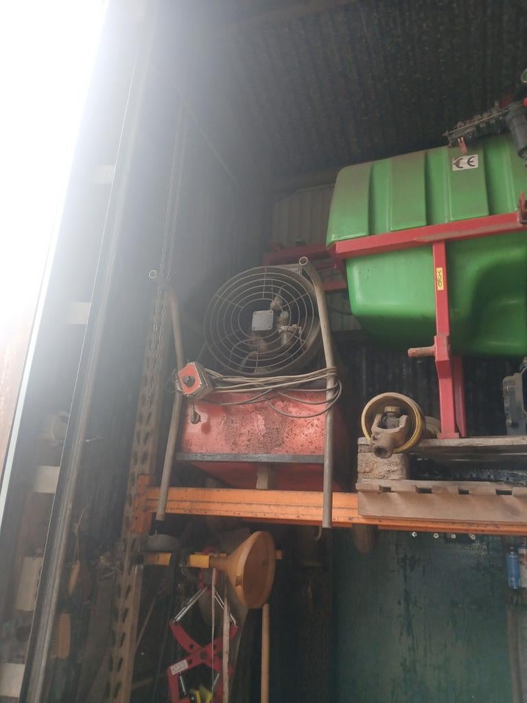 Werkplaats kachel Diesel 2x, Huis en Inrichting, Ophalen of Verzenden