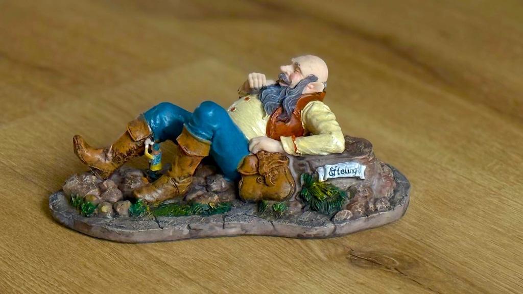 Luville de Reus en Klein duimpje van de Efteling, Ophalen of Verzenden, Zo goed als nieuw, Beeldje of Poppetje