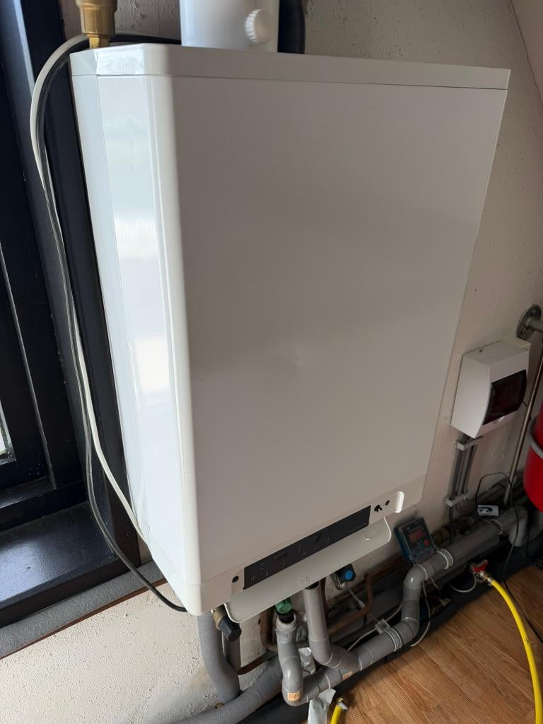 Intergas Kombi Kompakt HRE 28/24 CV-ketel (2015), Ophalen, Gebruikt, -, -