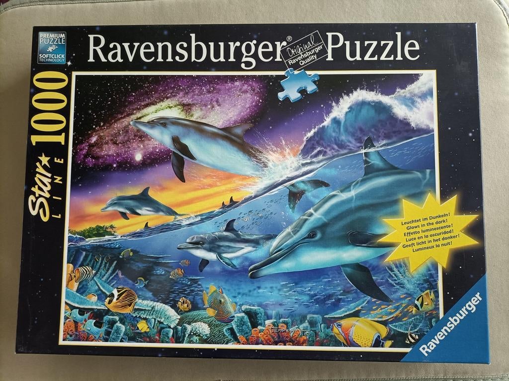Ravensburger puzzel 1000 stukjes Spelende Dolfijnen, Ophalen of Verzenden, 500 t/m 1500 stukjes, Gebruikt