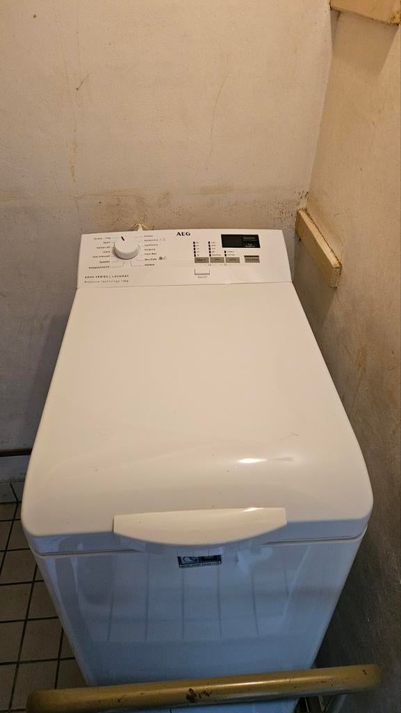 AEG 6000 SERIES LAVAMAT bovenlader wasmachine, Ophalen