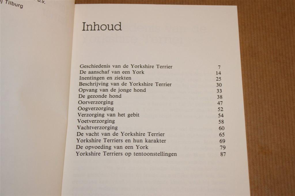 Yorkshire Terrier — Ras & Tips [1985], Boeken, Ophalen of Verzenden, Zo goed als nieuw, Honden