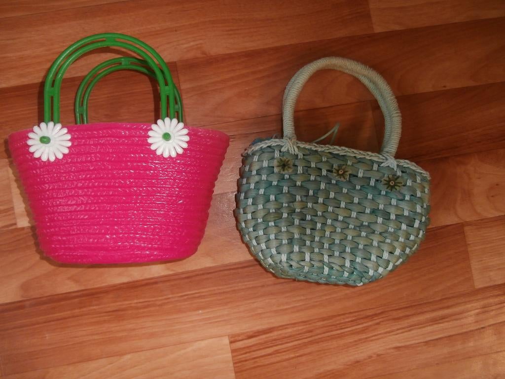 Handtas kindertas groene rieten tas / roze is verkocht !, Ophalen of Verzenden, Zo goed als nieuw, Groen, Handtas