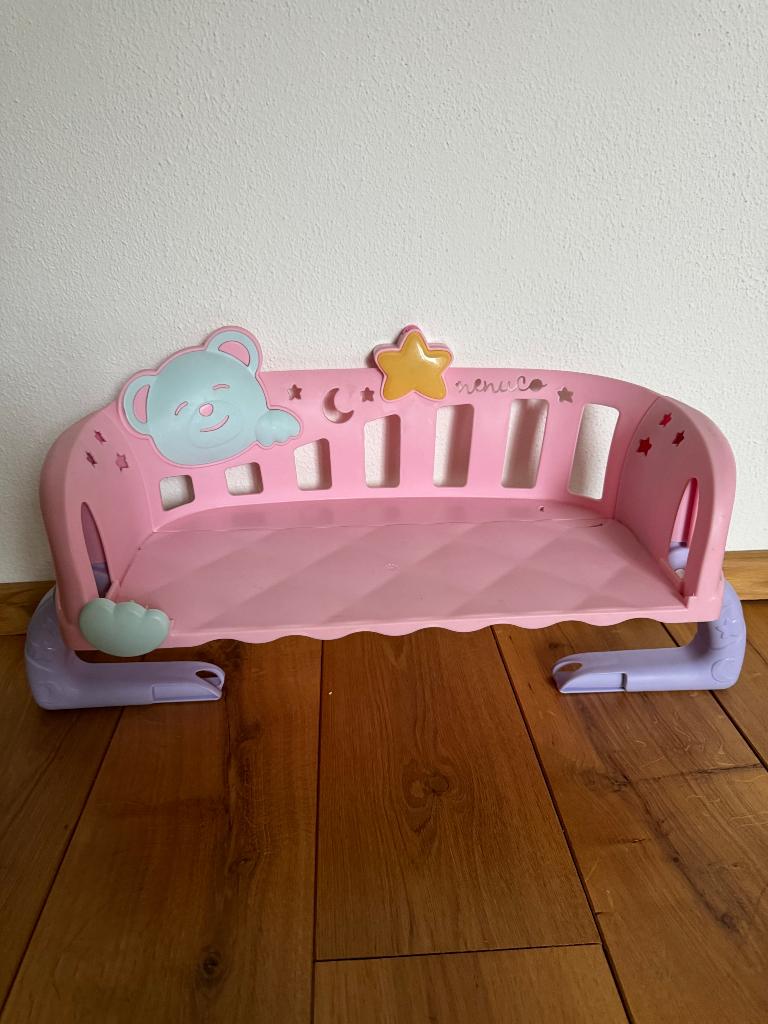 Poppen bed voor sleeper Nenuco, Ophalen, Zo goed als nieuw, Babypop