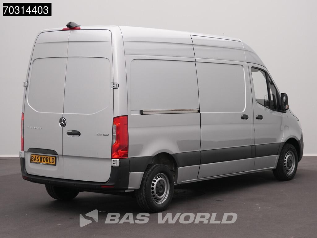 Mercedes Sprinter 215 CDI Automaat L2H2 150PK Airco Camera P, Automaat, Stof, Gebruikt, Euro 6