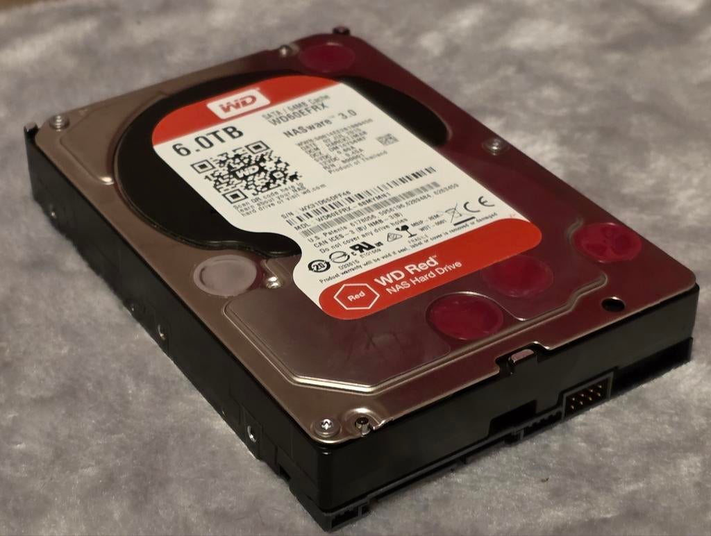 WD Red Plus 6TB SATA 6Gb/s Interne HDD, Computers en Software, Harde schijven, Zo goed als nieuw, Desktop, Intern, HDD, SATA, Ophalen of Verzenden