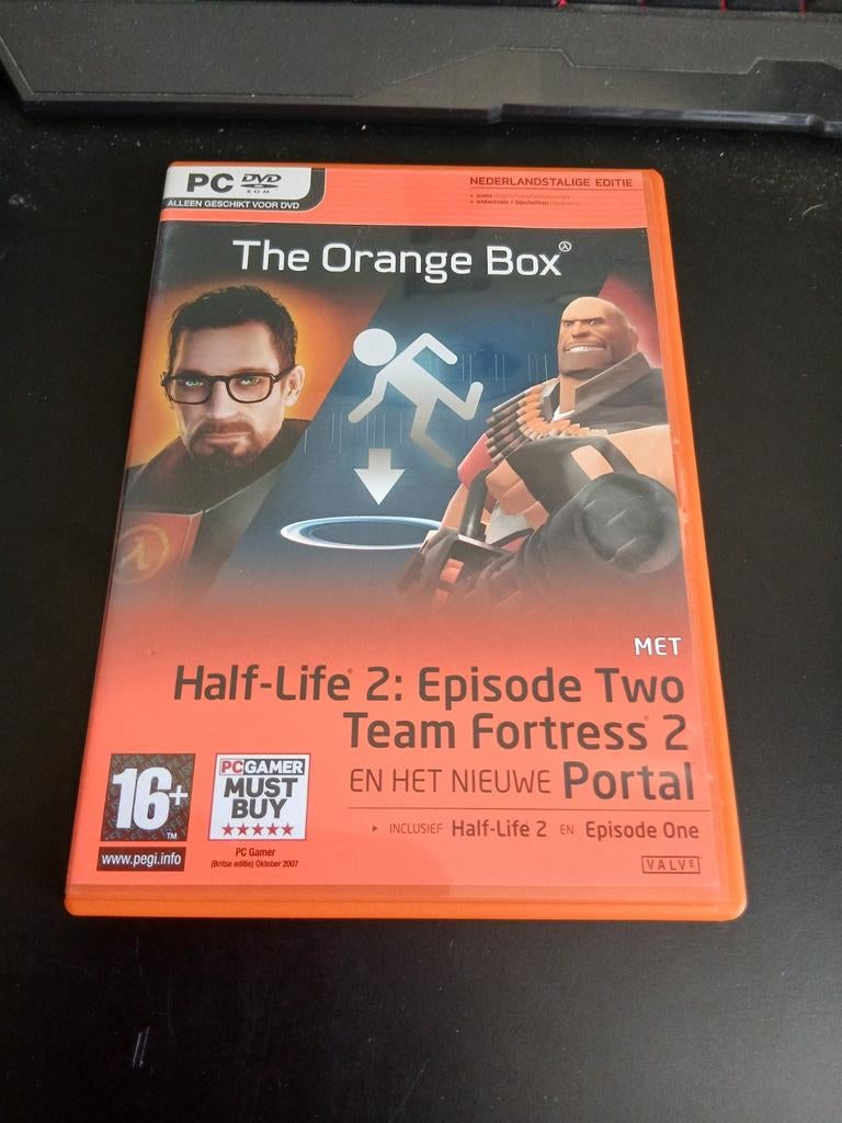 Half Life 2: The Orange Box pc team fortress 2 portal, Spelcomputers en Games, Shooter, 1 speler, Ophalen of Verzenden, Zo goed als nieuw