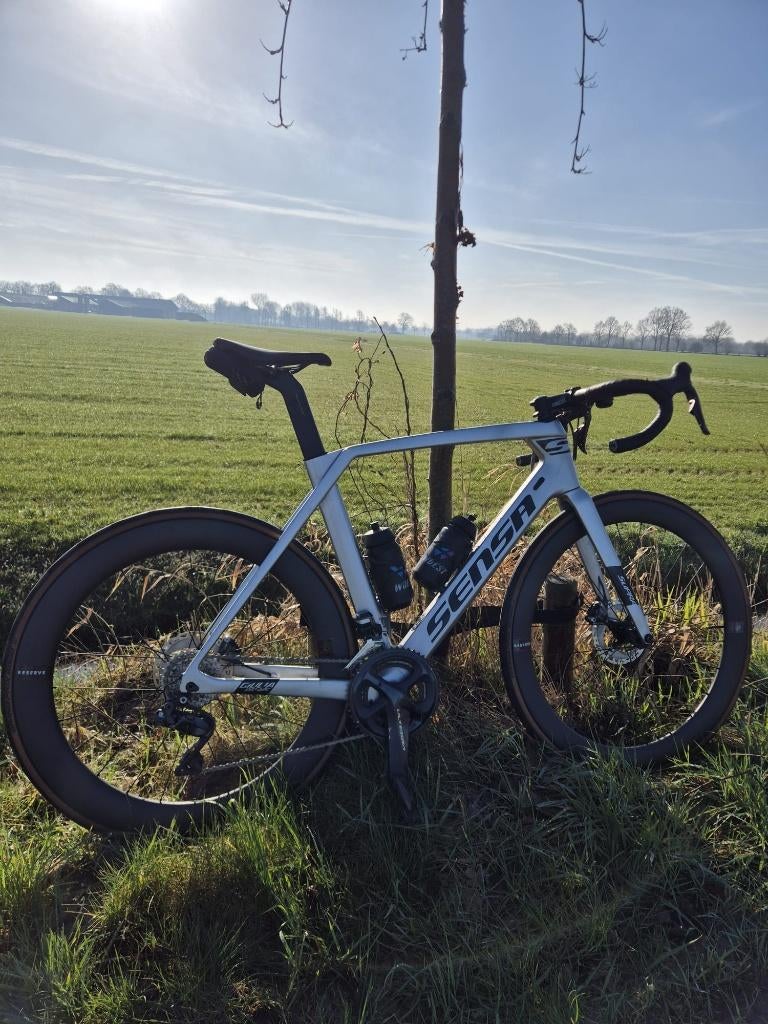 Sensa Giulia Evo (met nieuwe carbon wielen!), Fietsen en Brommers, Fietsen | Racefietsen, Overige merken, 28 inch, Gebruikt, Carbon