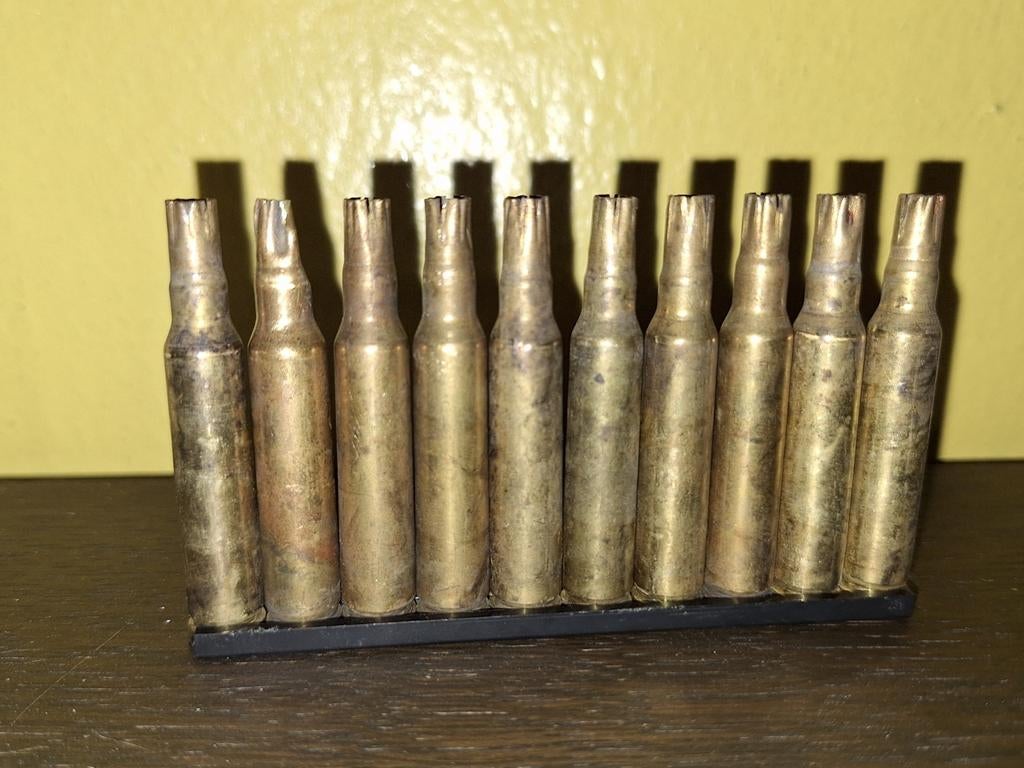 10 hulzen op clip kaliber 5.56, Verzenden