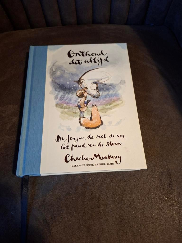 Ontoud dit altijd - De jongen, de mol, de vos en de storm, Ophalen of Verzenden, Zo goed als nieuw