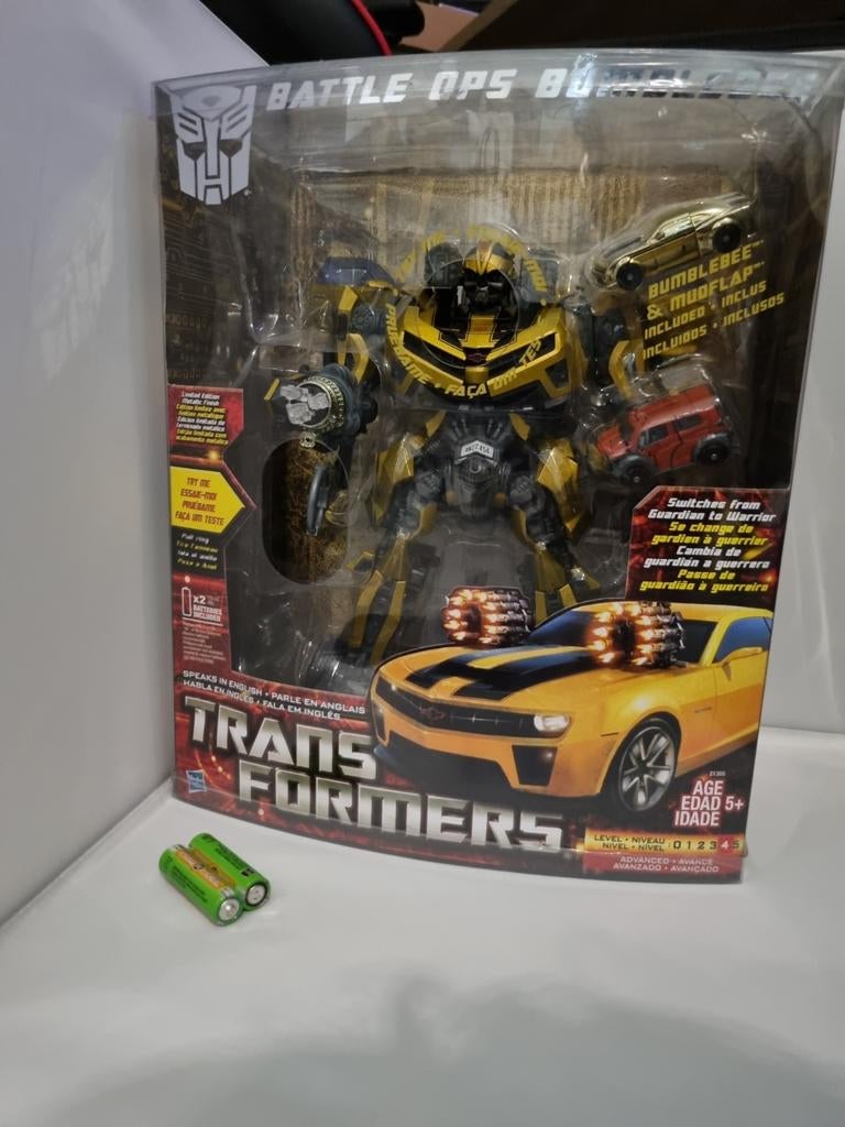 Transformers Battle Ops Bumblebee Costco Exclusive, Verzamelen, Transformers, Overige generaties, Ophalen, Zo goed als nieuw, Autobots
