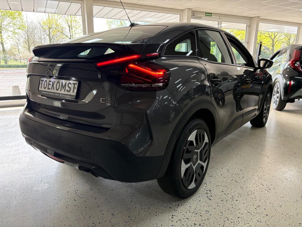 Citroen C4 1.2 Feel Navigatie ECC Climat PDC Cam Cruise LED, 101 pk, Gebruikt, 1199 cc, Met garantie (alle)