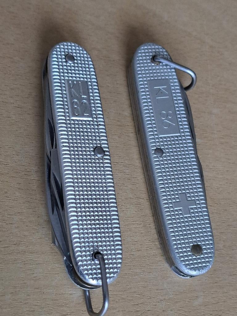 Zakmessen Victorinox KL 89 / Amefa KL 82, Verzenden, Landmacht, Nederland, Mes of Dolk