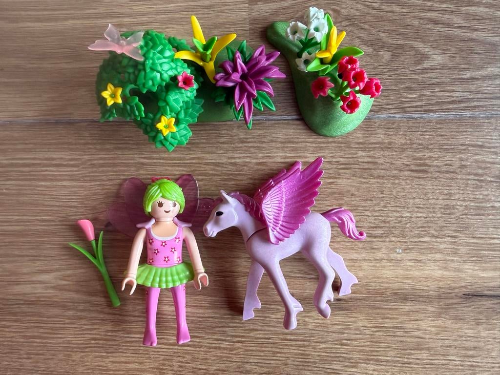 Playmobil 5351 Fee met Pegasus en bloemen, Ophalen of Verzenden, Gebruikt, Complete set