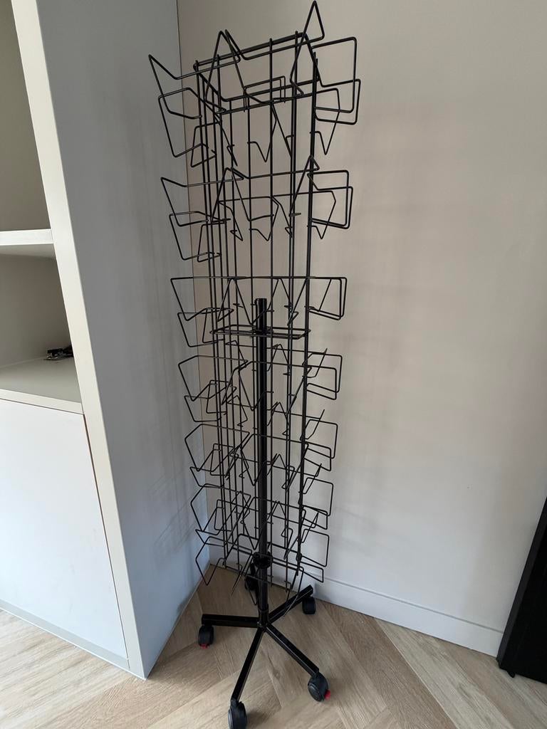 Zwarte kaartenmolen, Ophalen, Zo goed als nieuw