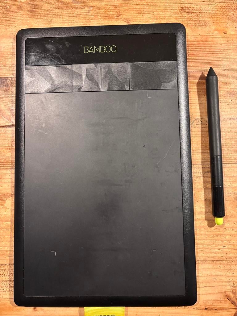 Wacom Bamboo CTH-470 tekentablet inclusief originele pen, Computers en Software, Tekentablets, Ophalen of Verzenden, Zo goed als nieuw