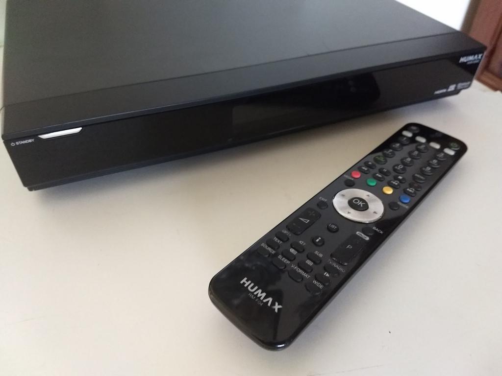 Goede Ziggo Humax 5200C 500 gb harde schijf, Ophalen, Zo goed als nieuw