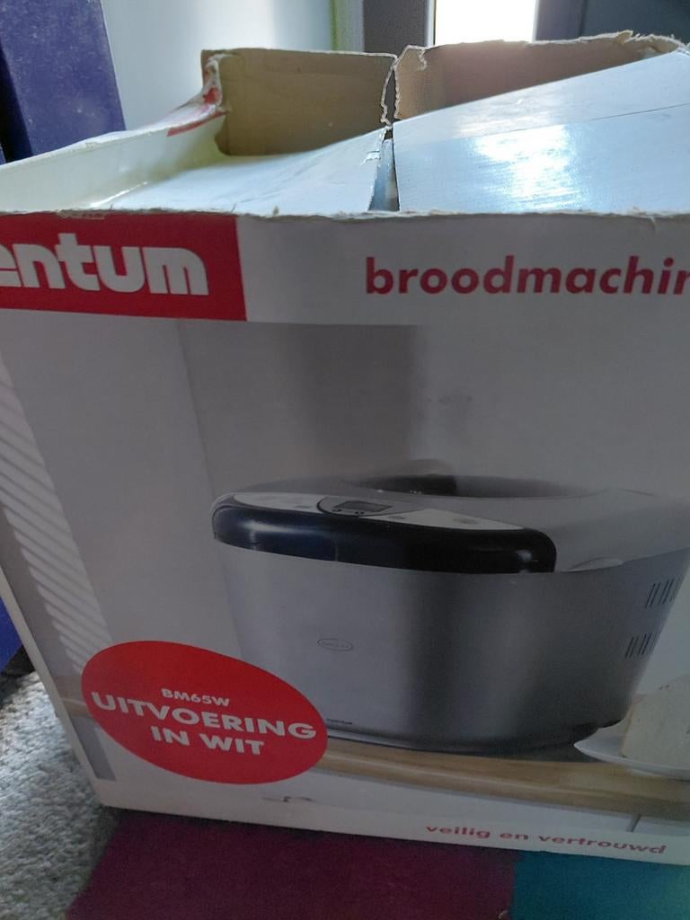 Broodbakmachine Inventum, Ophalen