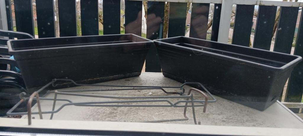 Balkon plantenbakken met haken, Kunststof, Gebruikt, Minder dan 30 cm, Balkon