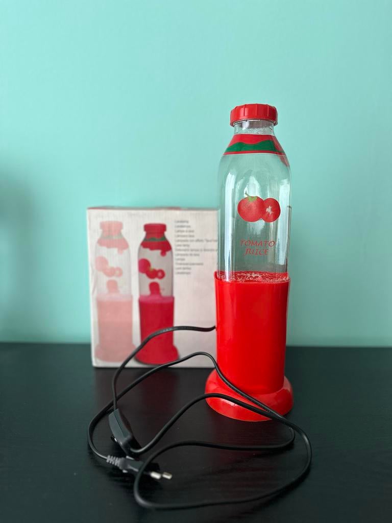 LAVALAMP - Tomato | Retro | Zeldzaam | Y2K | Vintage | Art, Ophalen of Verzenden, Zo goed als nieuw, Glas, Minder dan 50 cm