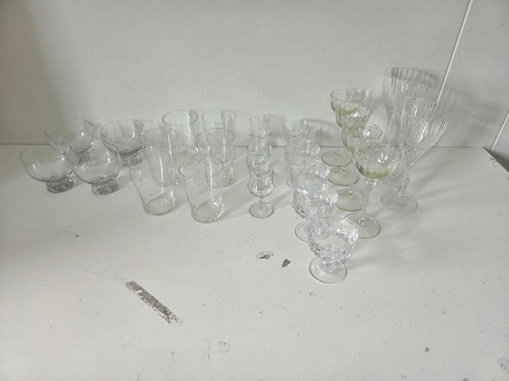 Heel veel glas voor € 7.50, Antiek en Kunst, Antiek | Glas en Kristal, Ophalen of Verzenden