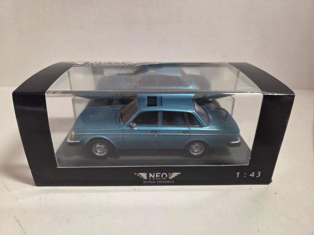 Neo Scale Volvo 244 GL 1:43, Overige merken, Auto, ., Ophalen of Verzenden