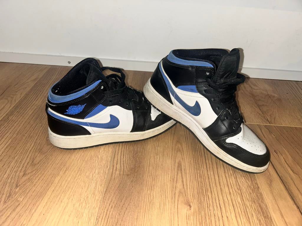 Nike Air Jordan 1, Blauw, Ophalen of Verzenden, Sneakers of Gympen, Gedragen