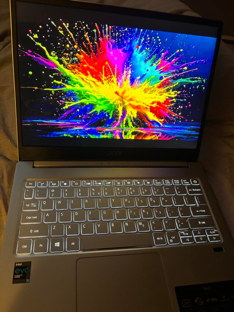 Acer Swift 3 - Lichtgewicht en Krachtige Laptop, Computers en Software, 2 tot 3 Ghz, Qwerty, 8 GB, 13 inch