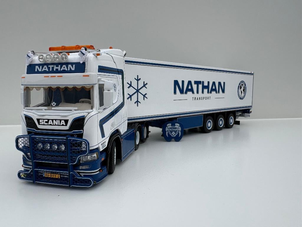 WSI  SCANIA  R HIGHLINE 6X2  REEFER TRAILER   3 AXLE NATHAN, Ophalen of Verzenden, Nieuw, Bus of Vrachtwagen, Wsi