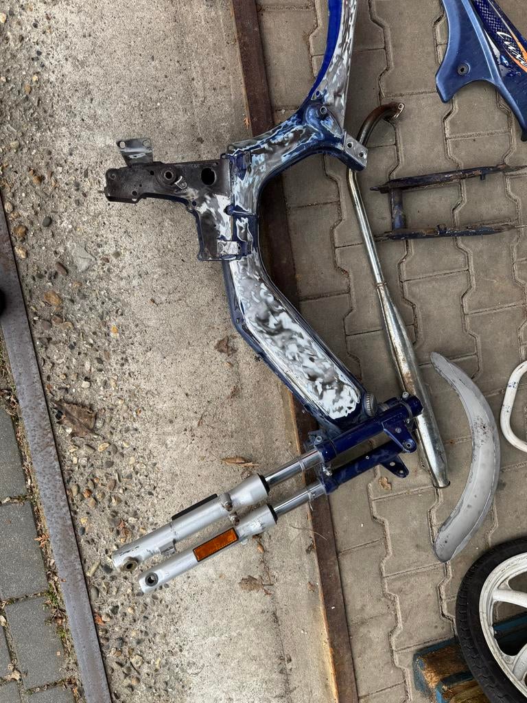 Tomos frame en diverse onderdelen, Ophalen, Gebruikt