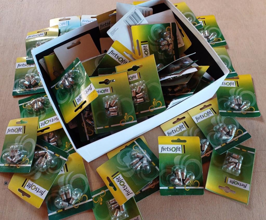 Doosje Nieuwe Fietsverlichting 100 lampjes voor € 10, Fietsen en Brommers, Ophalen, Nieuw, Dynamo, Verlichtingsset
