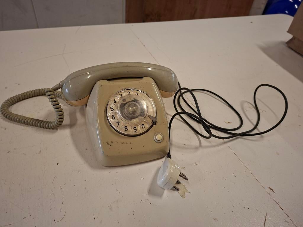 Vintage Draaitelefoon - Klassiek Model, Antiek en Kunst, Ophalen of Verzenden