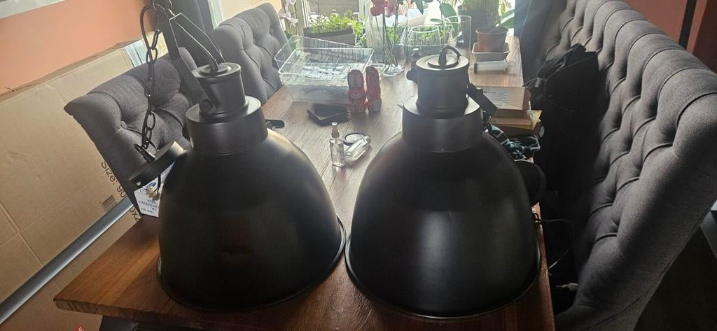 Set van 2 industriële hanglampen, zwart metaal, Ophalen, Gebruikt, 50 tot 75 cm, Metaal