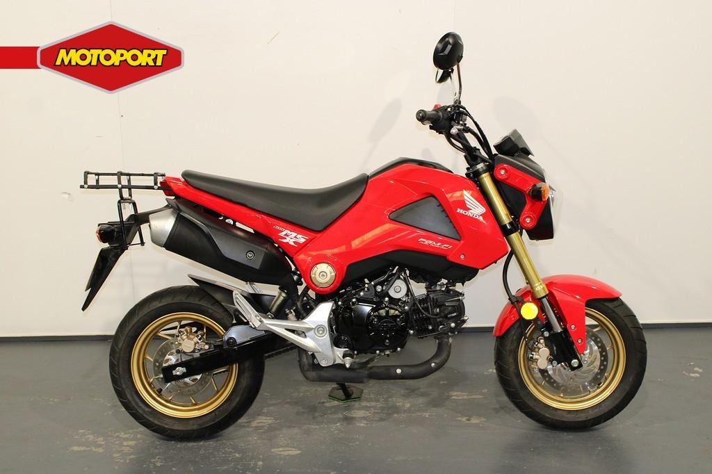 Honda MSX 125 (bj 2014), Bedrijf, Mc.benelux@honda-eu.com, Honda Motor Europe Ltd. Belgian Branch, Doornveld 180
B-1731  Zellik, BE